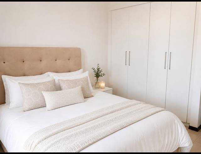 1 BEDROOM APARTMENT FOR SALE IN FOURWAYS